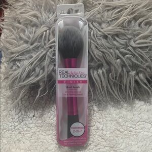 Real Techniques Pink Blush Brush